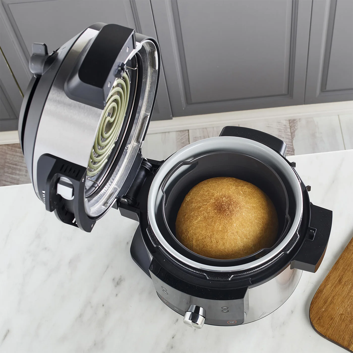 Ninja-OL650UK-Series-Bread-Above-V2